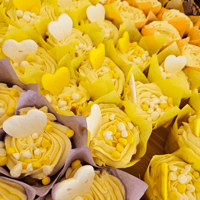 Lemon meringue cupcake